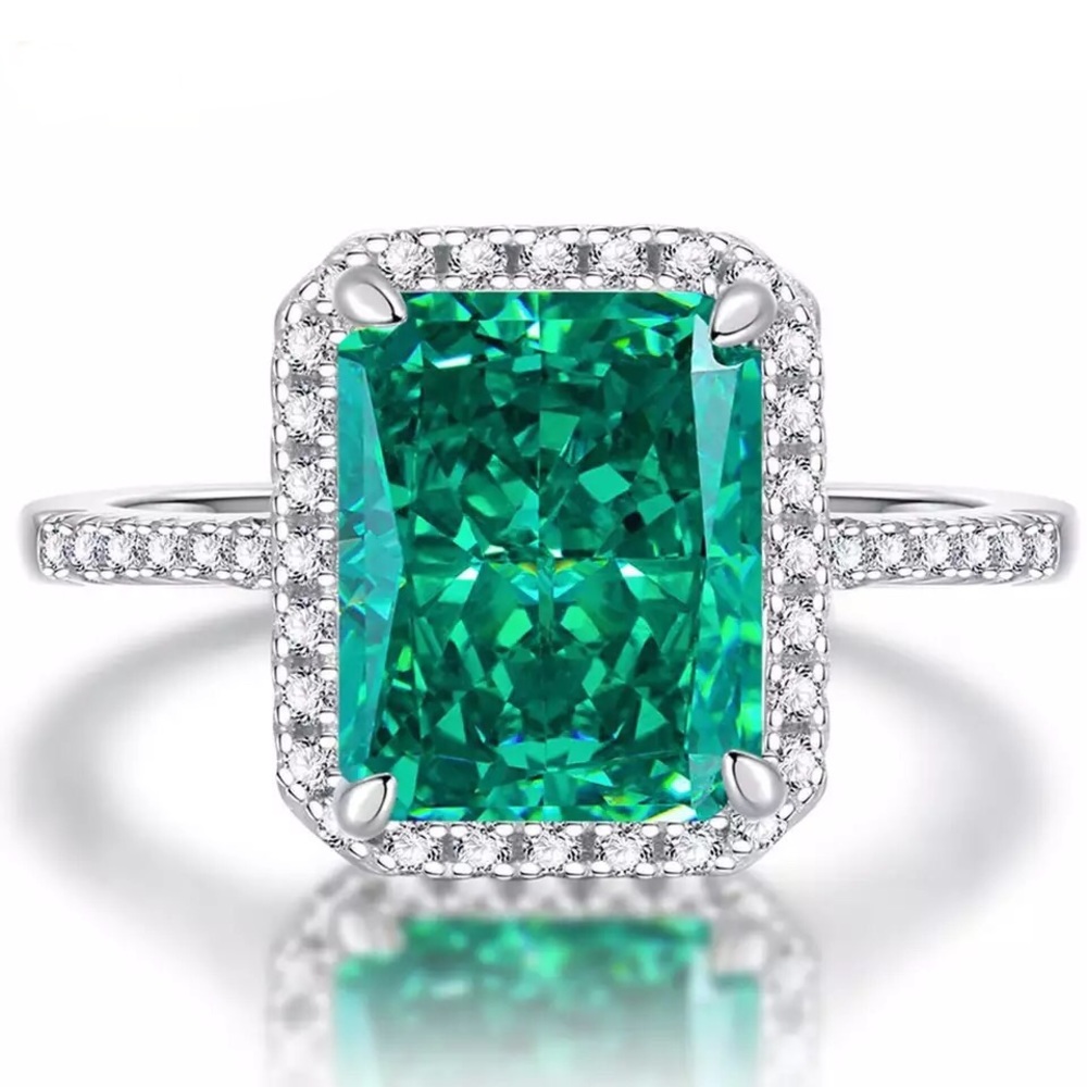 3ct Green Garnet Ring